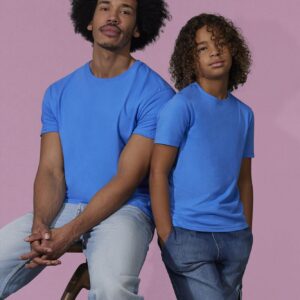 B&C T-shirts voor volwassene en kind in blauw